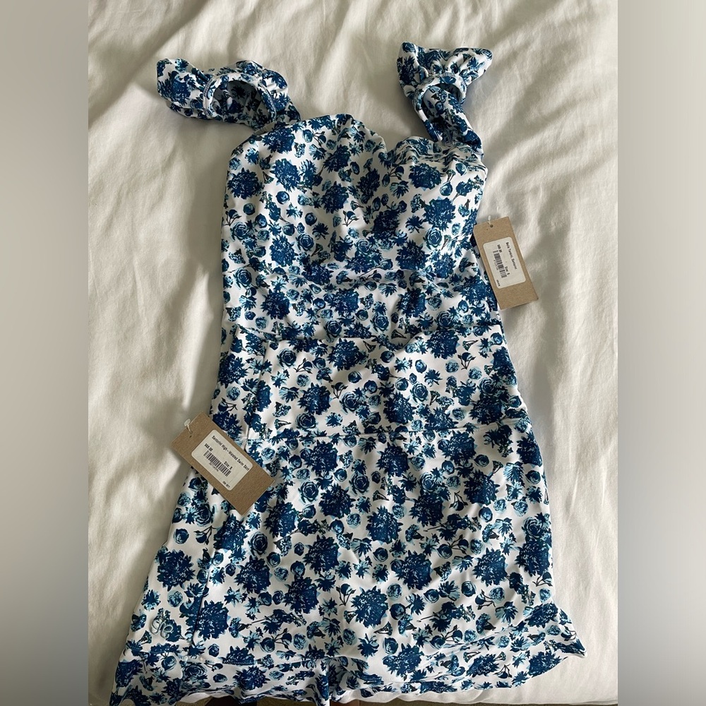 NEVER WORN Floral Swimsuit